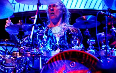 REVOLVER SPRING ISSUE FEATURING TOOL